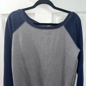Bella Canvas Navy and Gray Raglan Top